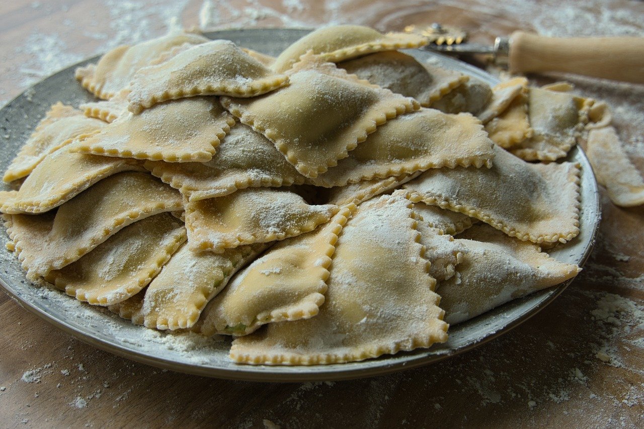 豊胸サプリと食事を併用する際におすすめの女性ホルモンを含む食べ物は？